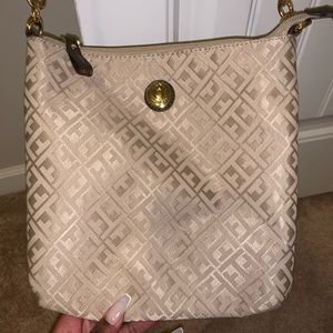 Tommy Hilfiger Crossbody
